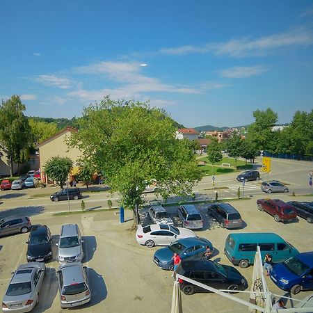 Motel Grand Velika Kladusa Exteriör bild